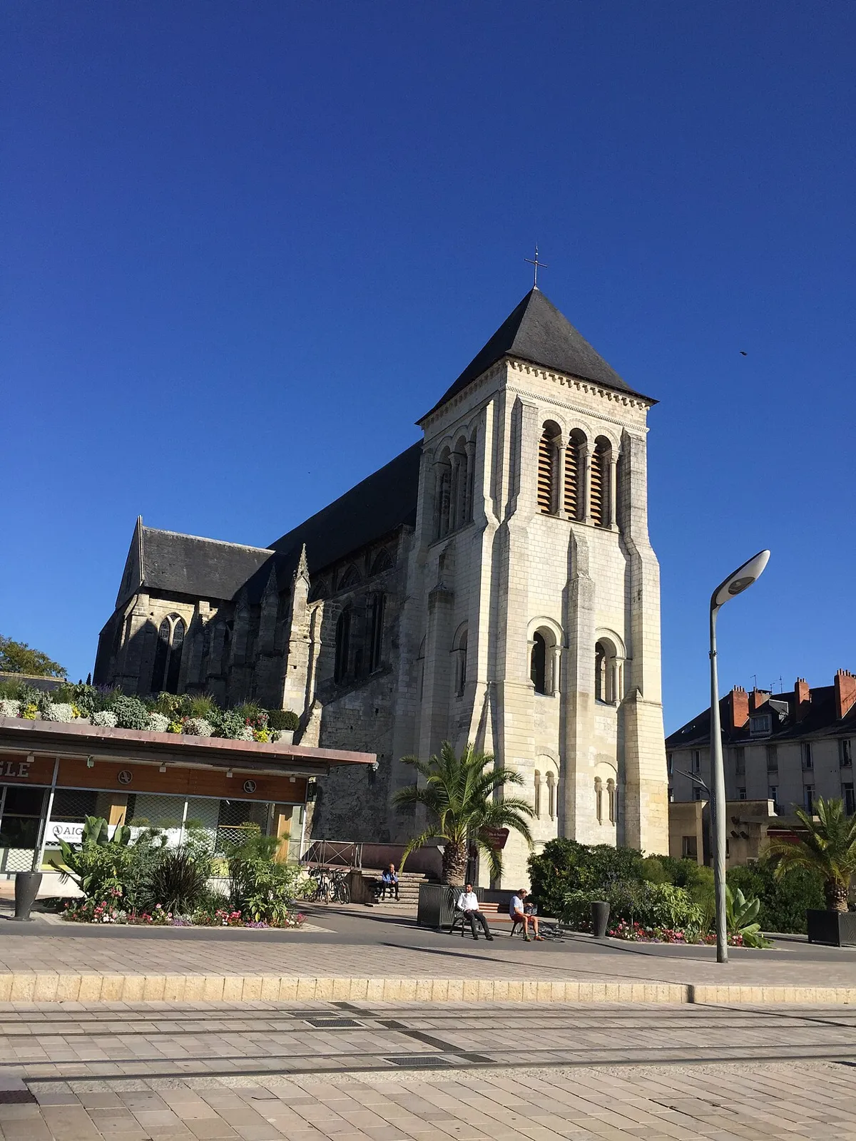 Ancienne abbaye de Saint-Julien