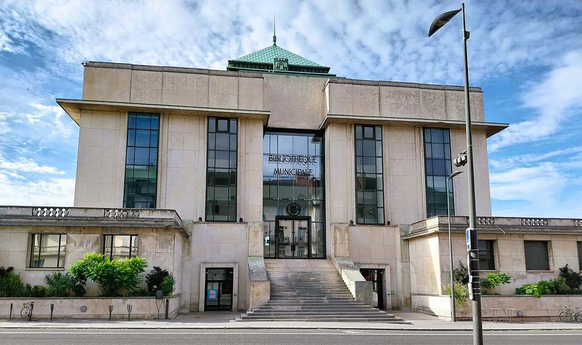 Bibliothèque municipale de Tours