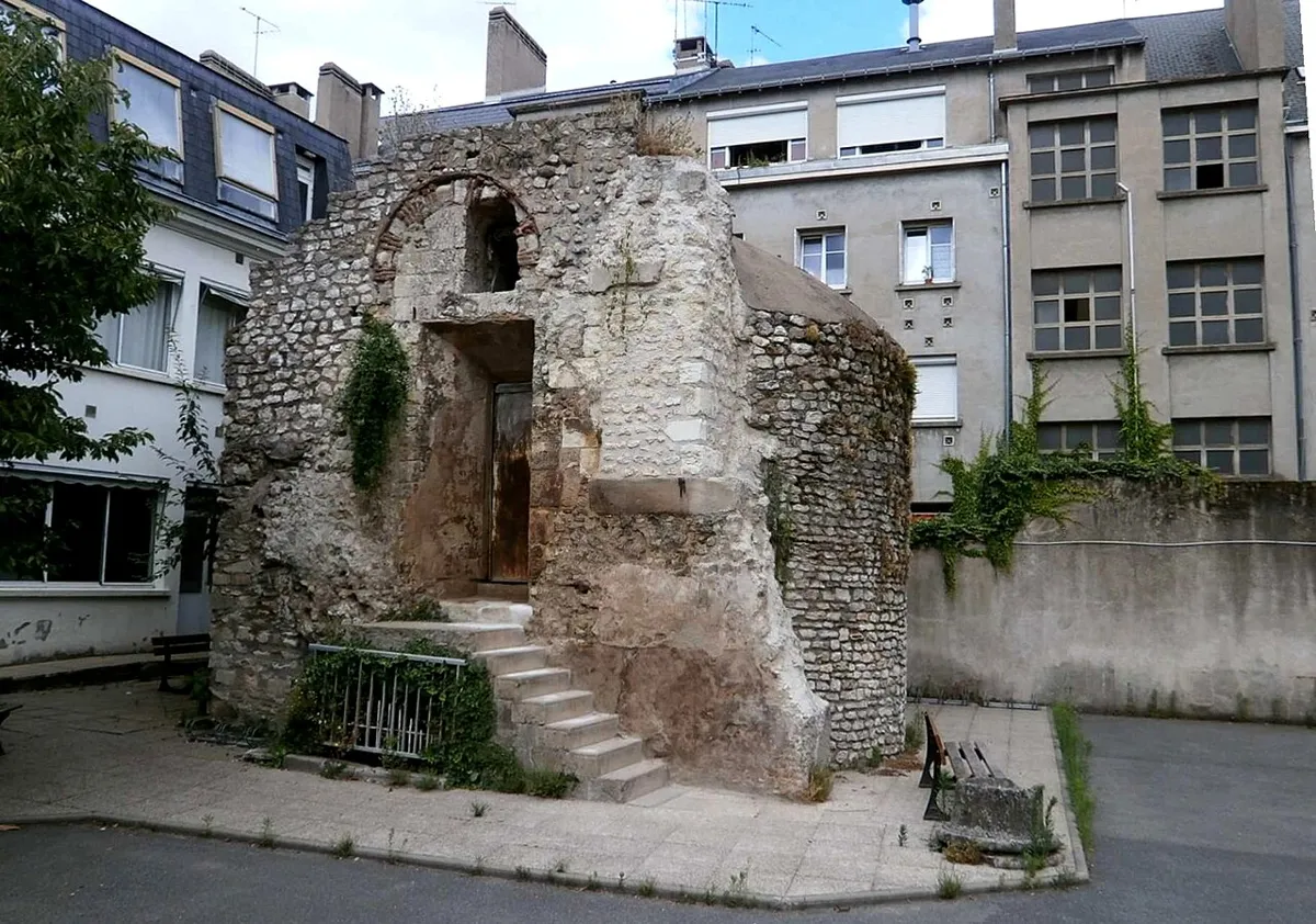 Enceinte de Martinopole ou de Châteauneuf
